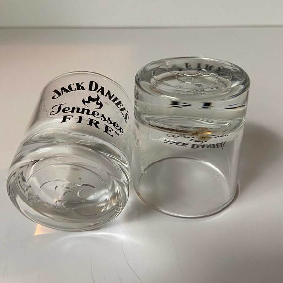 (2) Jack Daniels Tennessee Fire Shot Glasses Whiskey - Picture 3 of 5